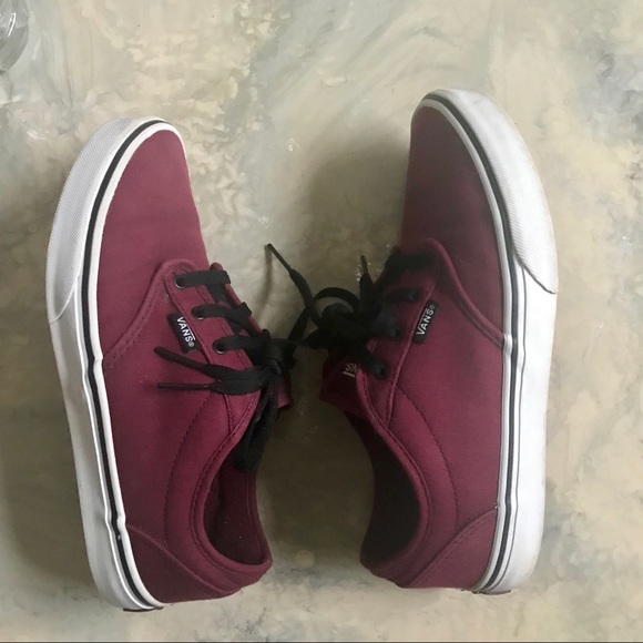 SOLD! VANS Sneakers - Picture 4 of 6